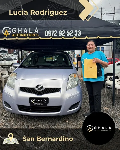 Entrega de Ghala a Lucía Rodríguez, de San Bernardino
